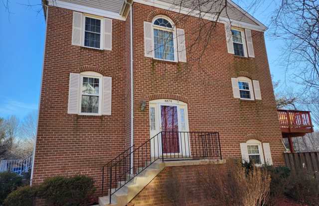 8874 WINDING HOLLOW WAY