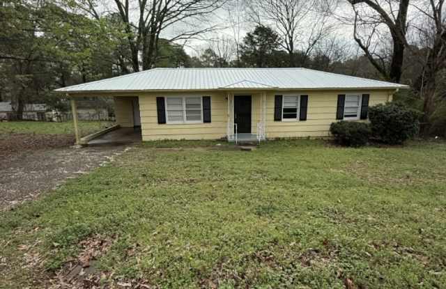 2245 3rd Street Northeast