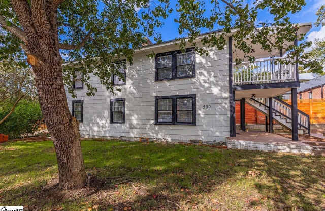 530 Peronneau Street