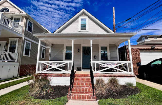 5 N Adams Ave