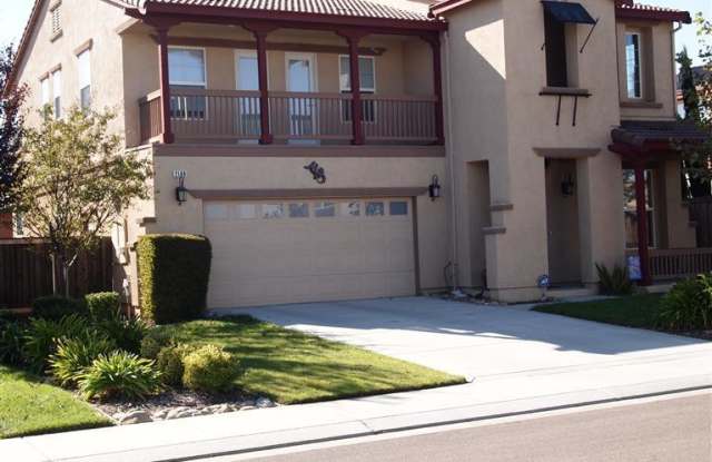 MARCH MOVE IN SPECIAL! $250.00 off 1st Month's Rent if you move in by March 31st. Beautiful 5 bedroom home located in Travis School District