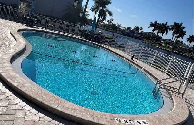 1908 SE 43rd Street unit: 208