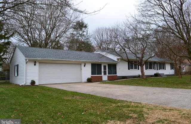 64 ASBURY AVENUE - 64 Asbury Avenue, Highland Acres, DE 19901