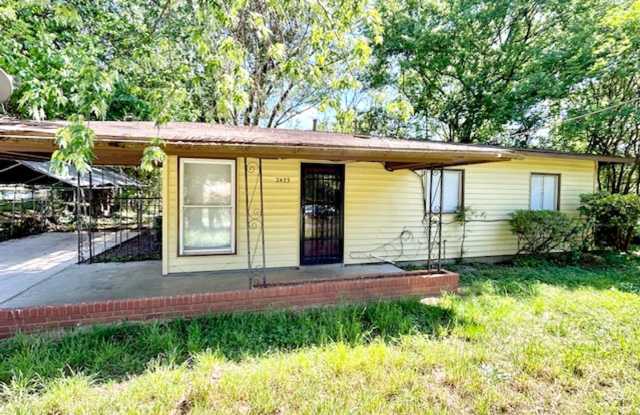 2433 Shepard – Cozy & Updated 3 Bed / 1 Bath Home |