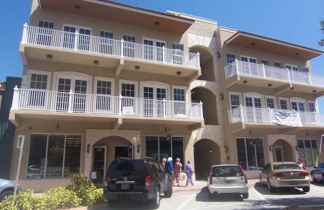 47 SW Osceola Street