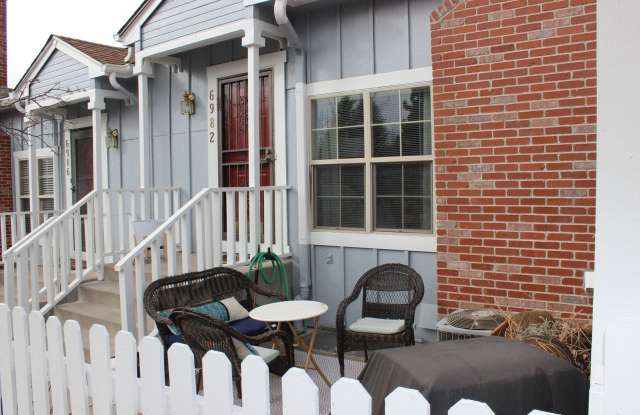 Photo of 3 Bedroom plus loft and Community Pool