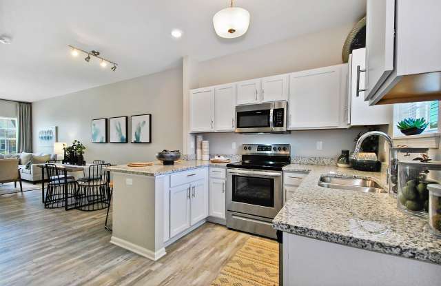 Midtown Pointe