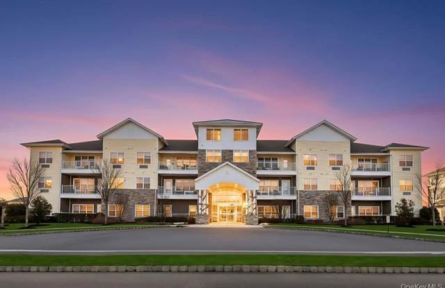 3 Meadows Lane unit: 5