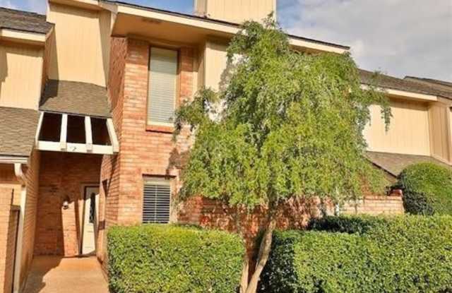 72 Fairway Oaks Boulevard