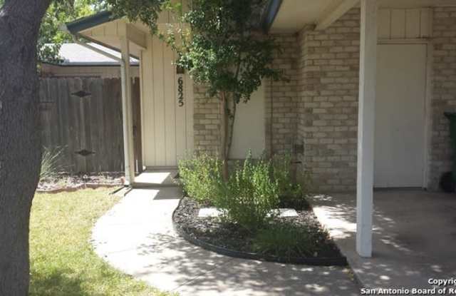 Photo of 2/2 Duplex in Leon Valley