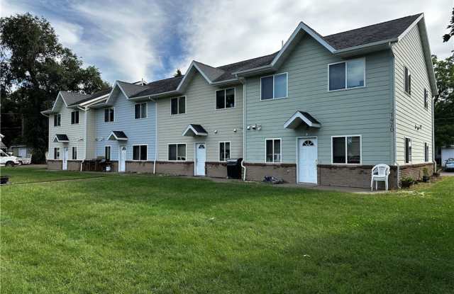 Photo of 1420 2nd Street W unit: A