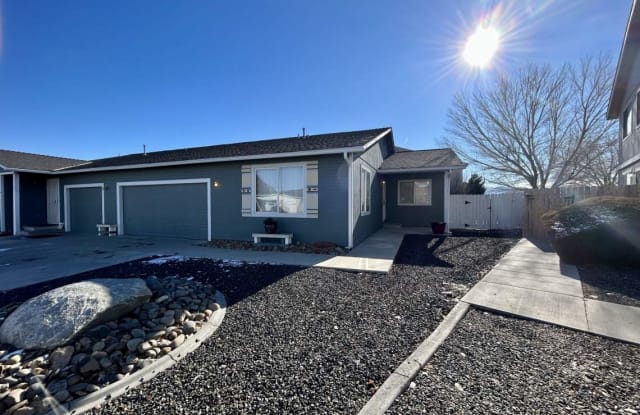 335 Sweetwater Circle - 335 Sweetwater Circle, Dayton, NV 89403