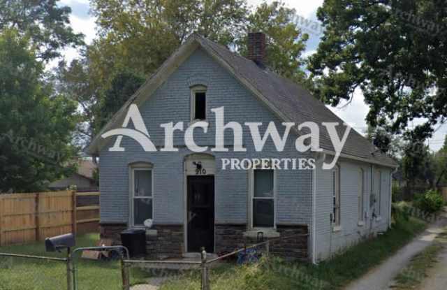 Photo of 910 S 11th St