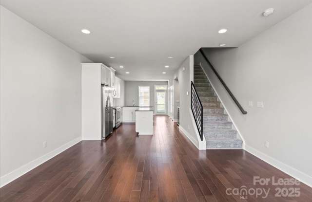 2122 Bryant Park Drive