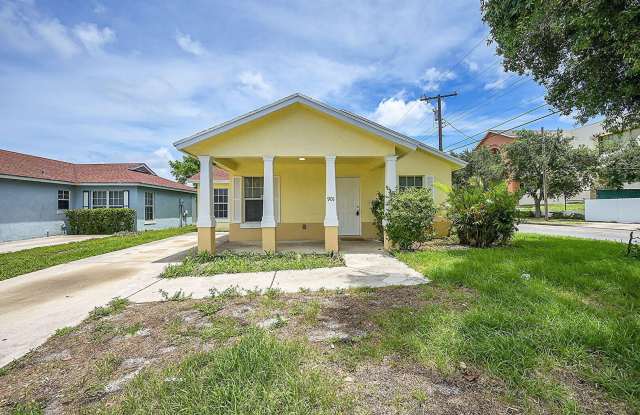 Photo of 901 10th Street