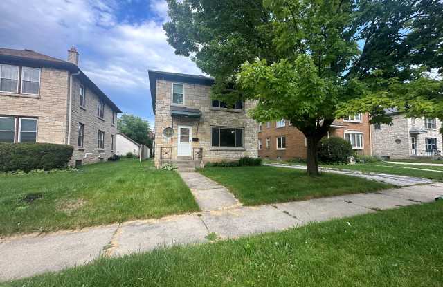 812 South 87th Street