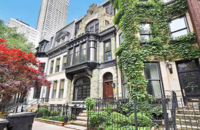 65 E Bellevue Place
