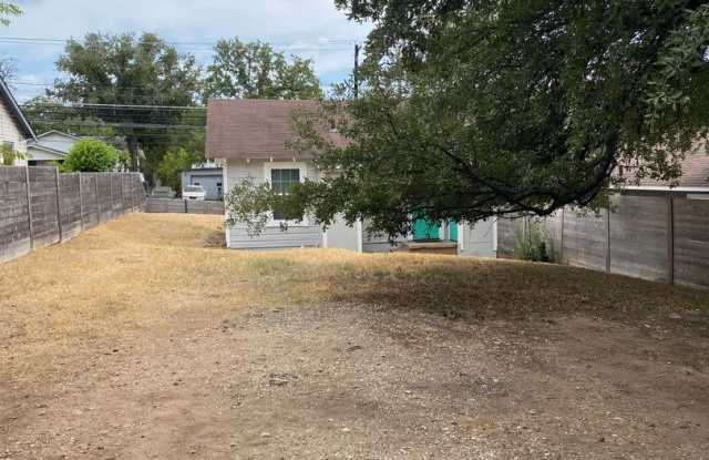 Beautiful East Austin Bungalow