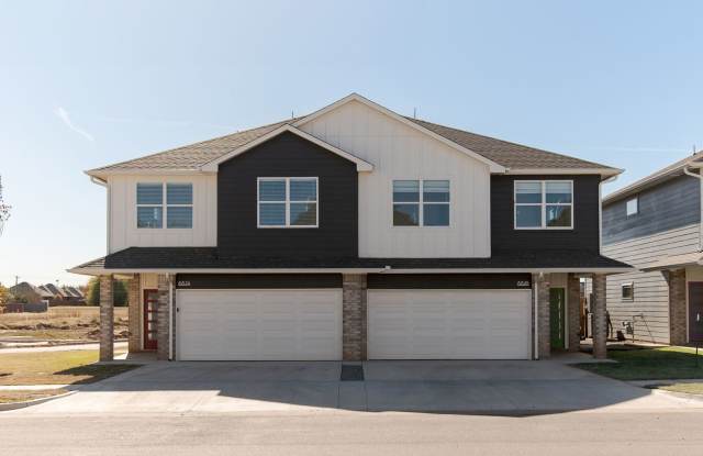 LUXURY MODERN NEW 3 Bedroom 2.5 Bathroom Townhome in Piedmont Schools- Premium Lot- Neighborhood Park