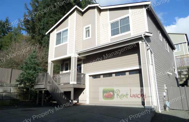 Fabulous 4-Bedroom Home w/Loft, A/C & 2-Car Garage in Newer Kent Neighborhood!