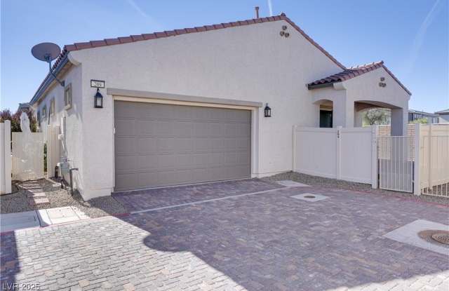 209 Coltrane Canyon Avenue