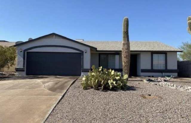 9105 W RAVEN Drive