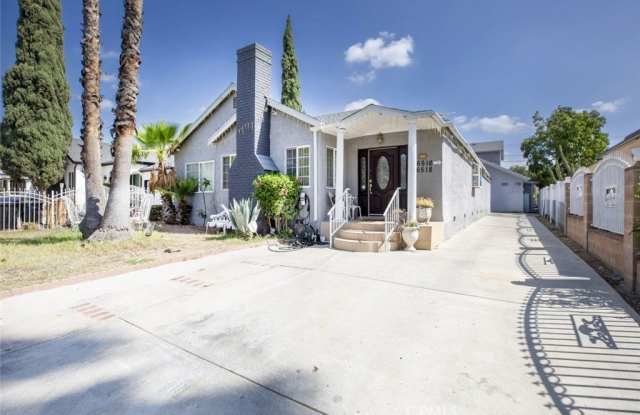 Photo of 6516 Beck Avenue 1/2