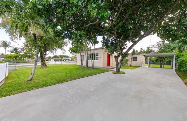 590 SE 3rd St - 590 Southeast 3rd Street, Hialeah, FL 33010