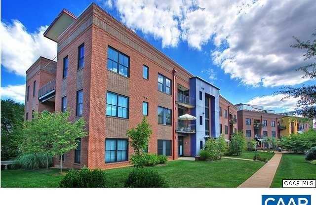 202 DOUGLAS AVE