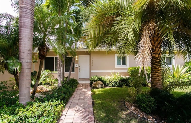 1335 Washington St - 1335 Washington Street, Hollywood, FL 33019