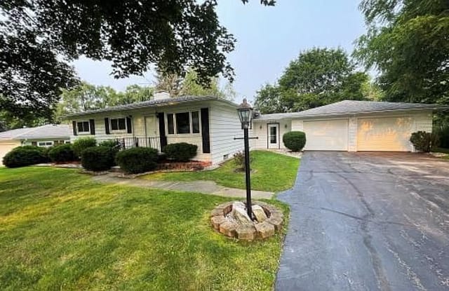 565 Hillcliff Dr - 565 Hillcliff Drive, Waterford, MI 48328