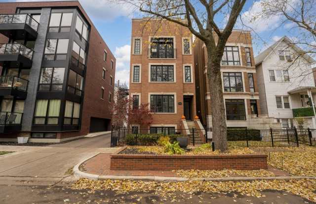 3716 N Kenmore Avenue unit: 1