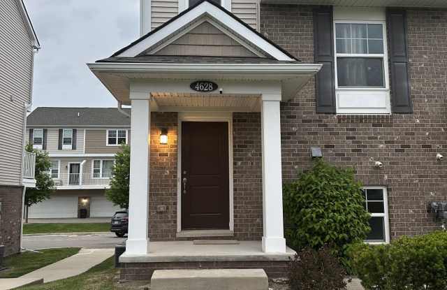 4628 Bradley Circle