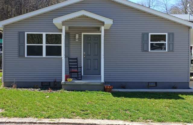 2 bed, 1 bath house in Glenville, WV.