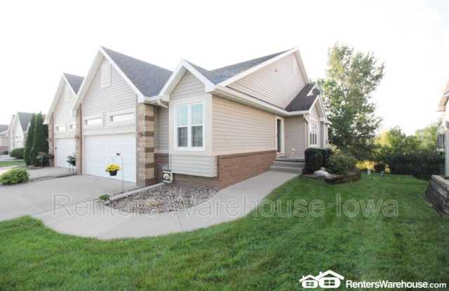 7144 Cody Dr - 7144 Cody Drive, West Des Moines, IA 50266