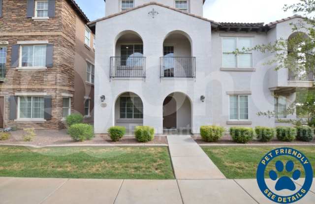 3618 East Edna Drive