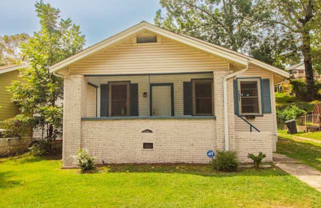 Photo of 1521 Graymont Avenue West