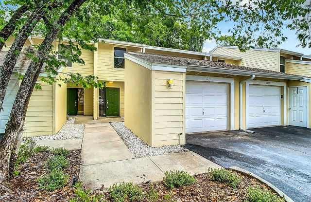 11237 CEDAR HOLLOW LANE