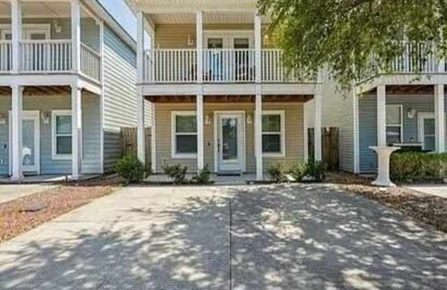 8631 Marlin Place