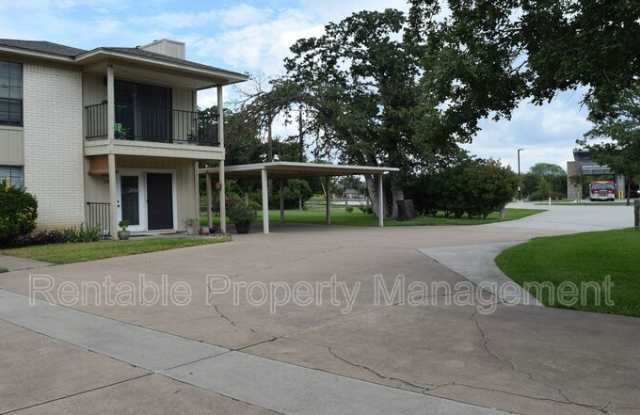 118 W Stage Coach Trl