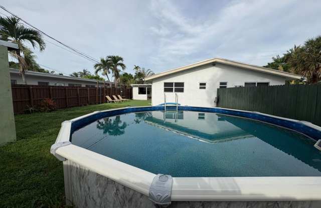 1032 NE 16th Terrace, Fort Lauderdale, FL 33304 - 2331