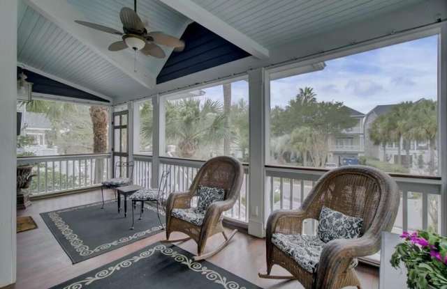 7 Yacht Harbor Court