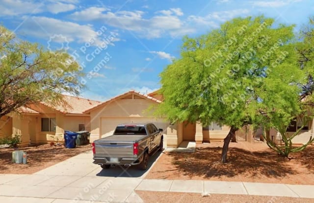 9463 E Pale Blue Topaz Ln - 9463 East Pale Blue Topaz Lane, Tucson, AZ 85747