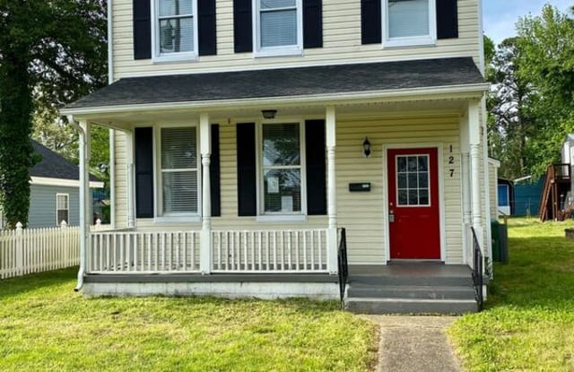 127 Windsor Avenue - 127 Windsor Avenue, Colonial Heights, VA 23834