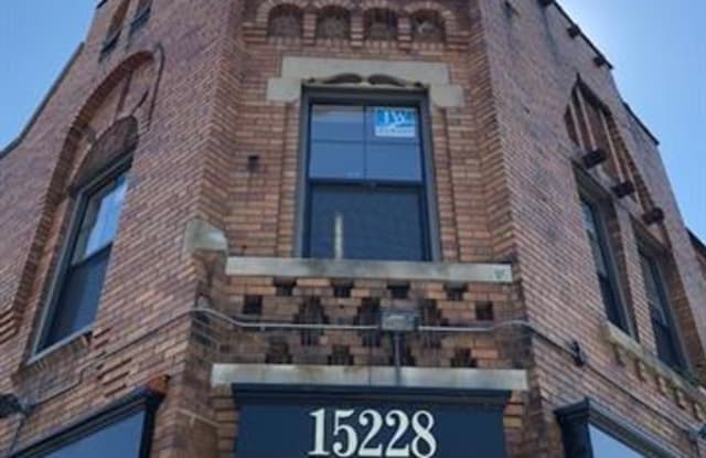 15224 E JEFFERSON Avenue - 15224 East Jefferson, Grosse Pointe Park, MI 48230