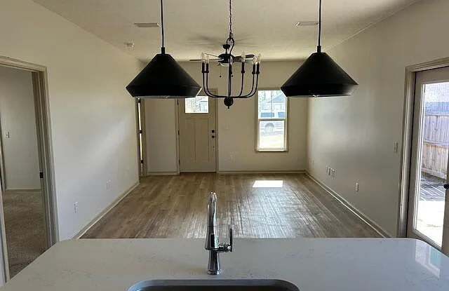 3529 Mill Point Cove