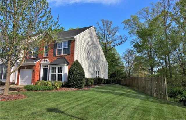 Exclusively Offered by Muse Realty, LLC