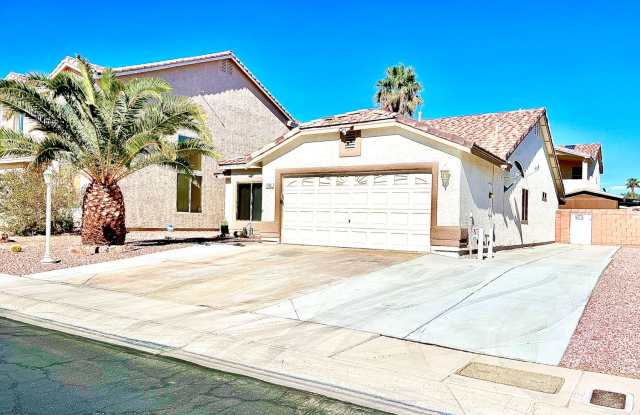 STYLISH SERENITY - 3 bed/2 bath Furnished Home with RV/Boat Parking