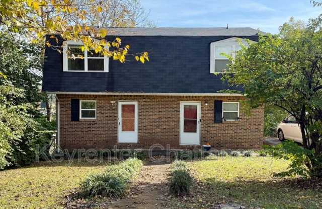 Photo of 918 S Crest Rd