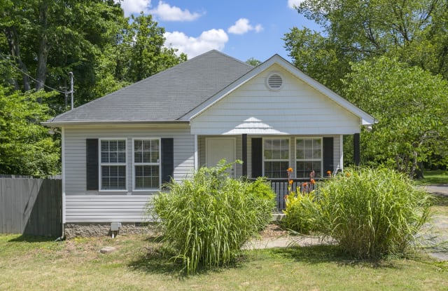 105 Sarver Ave - 105 Sarver Avenue, Nashville, TN 37115